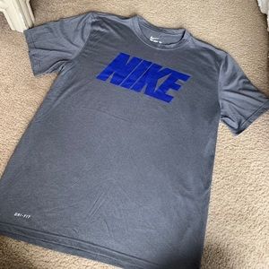 Men’s Nike DriFit short sleeve